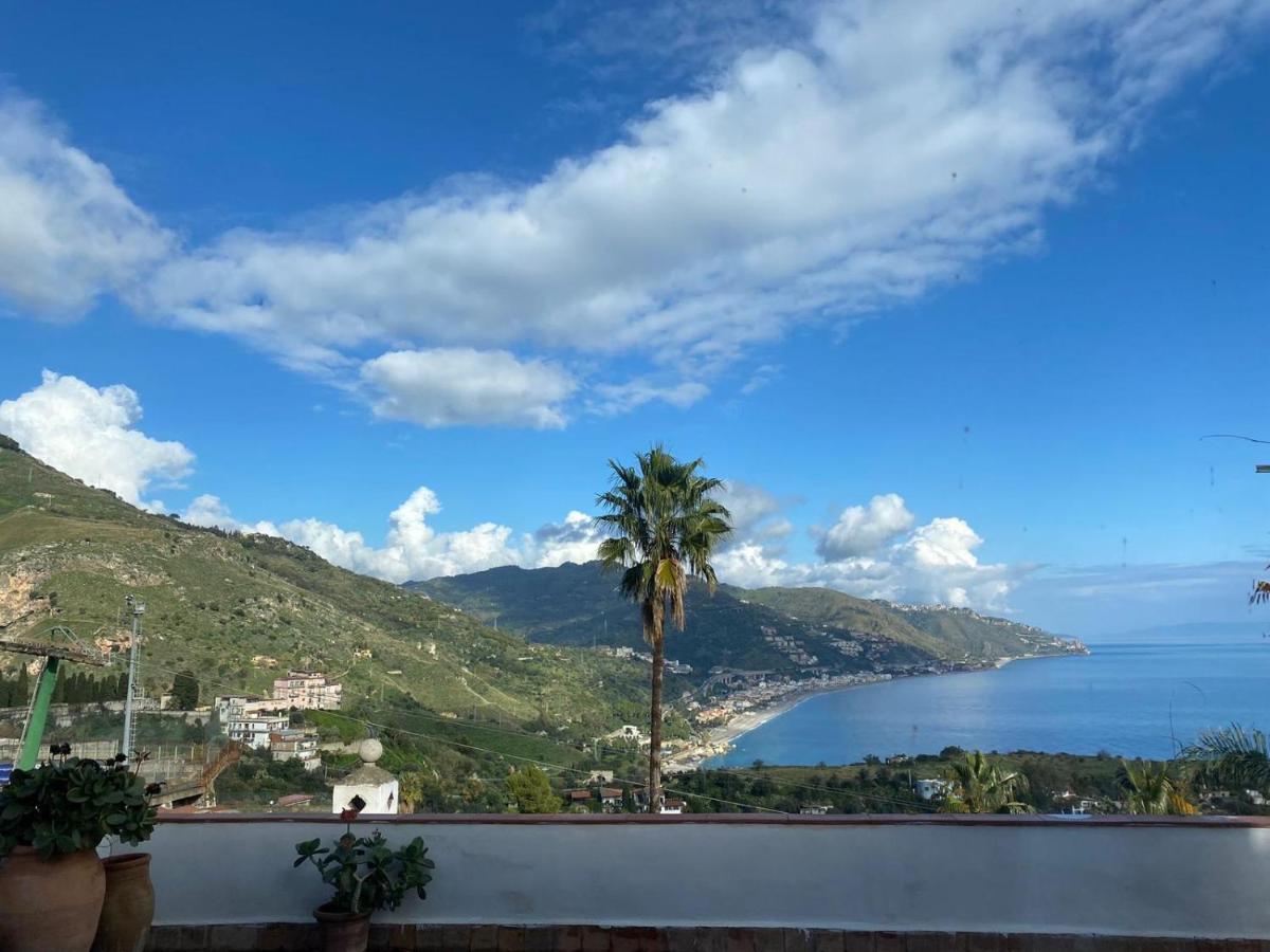 La Casa Nella Roccia Villa Taormina Luaran gambar