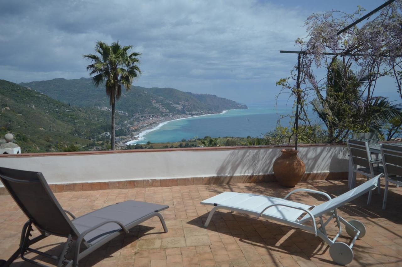 La Casa Nella Roccia Villa Taormina Luaran gambar
